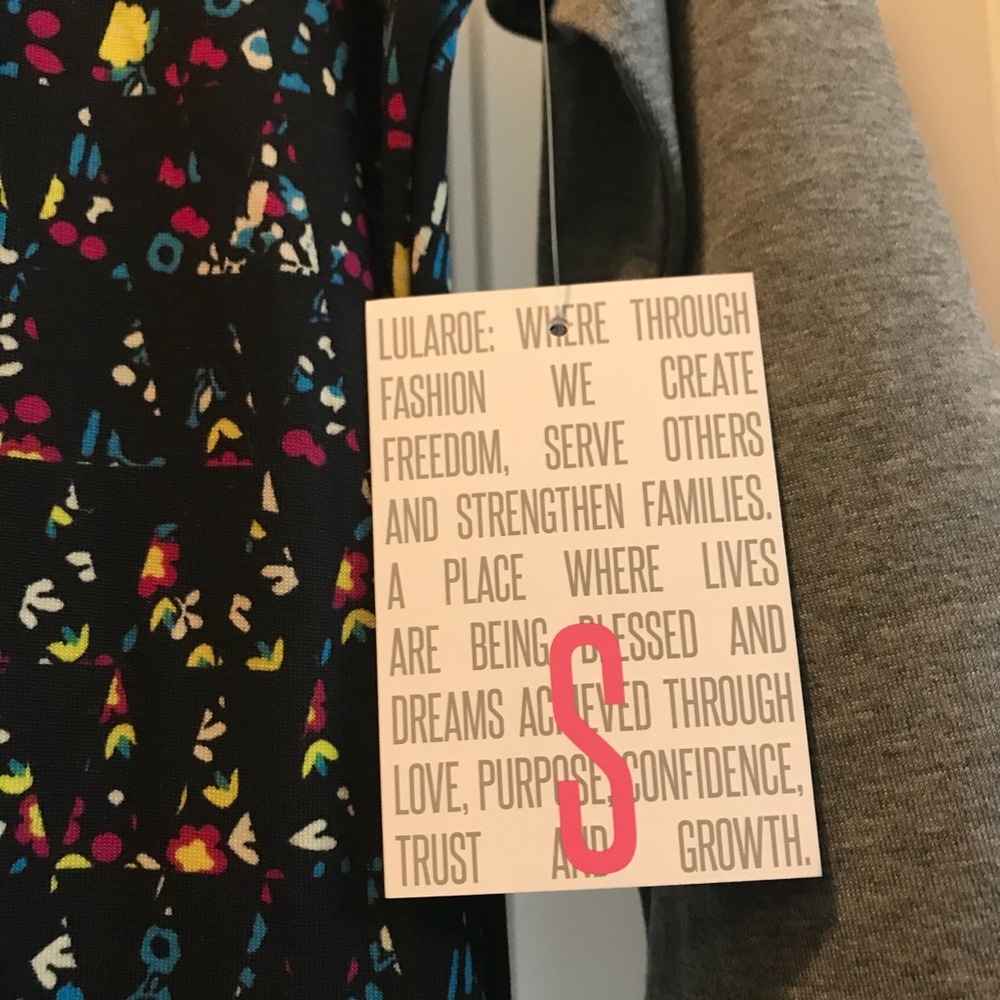 NWT Lularoe Small Randy - Picture 3 of 3